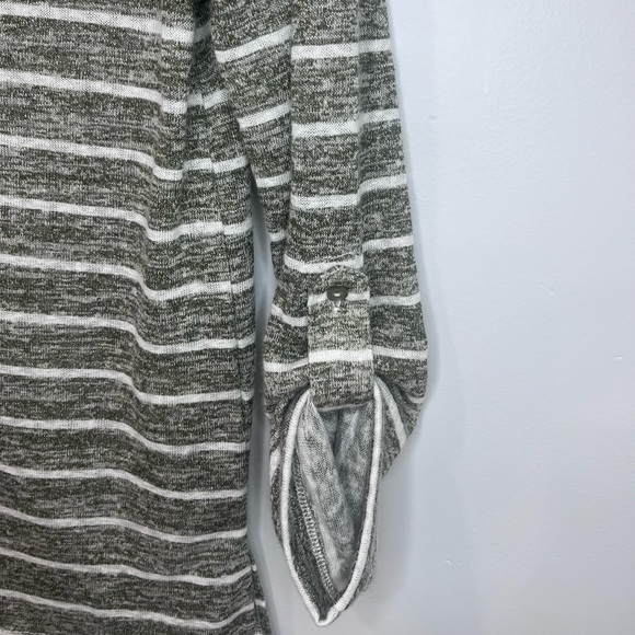 Bobeau• Women’s Olive and White Striped Knit Top XS NWOT - Picture 6 of 6